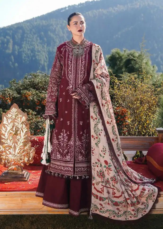 Stylish Pakistani women's suit available online at Umee Ali Boutique